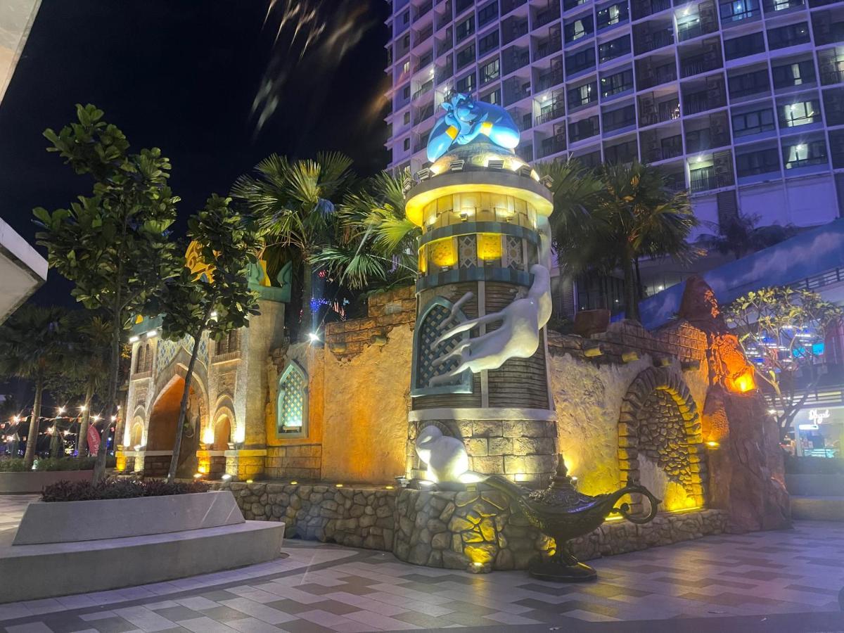 I-city Holidays Biggest Swimming Pools, Astro Apartment *